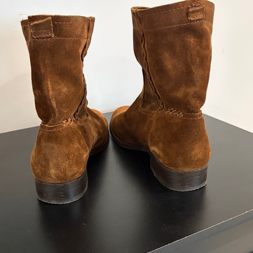 Frye Cara Suede Boots - Picture 2 of 10